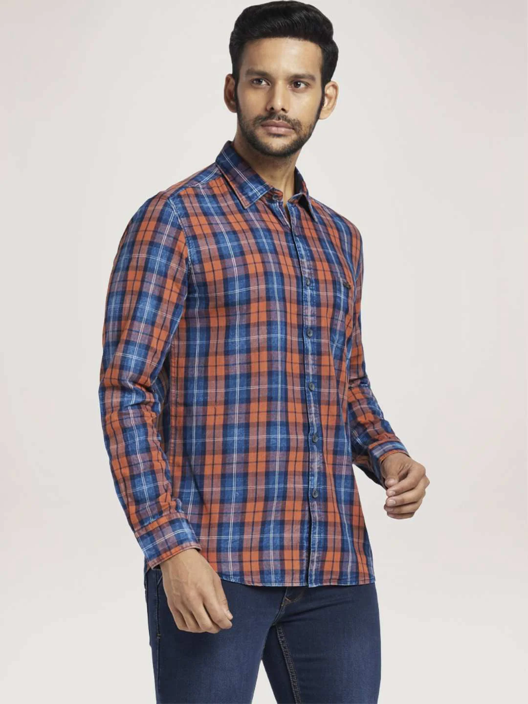 Men Red Slim Fit Checks Cotton Full Sleeve Shirts - Image 5