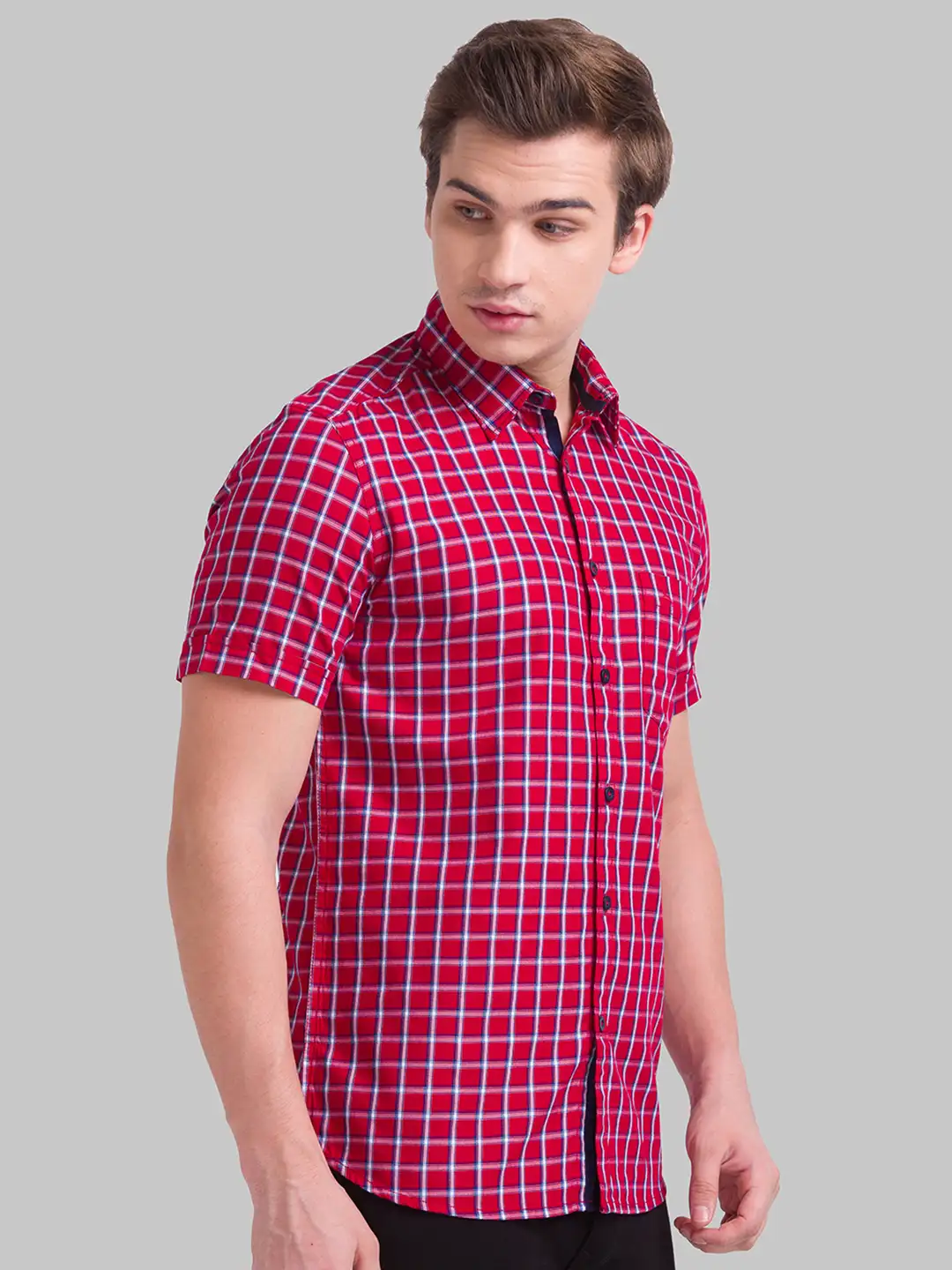 Men Red Slim Fit Checks Cotton Half Sleeve Shirts - Image 2