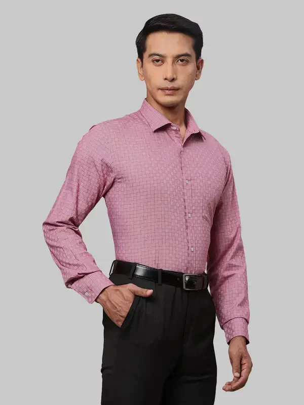 Men Red Slim Fit Checks Cotton Shirts - Image 2