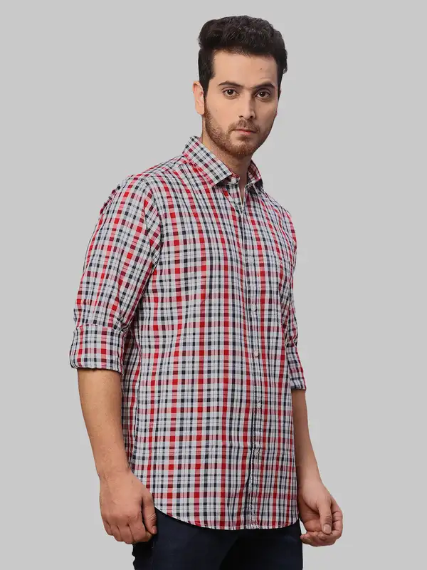 Men Red Slim Fit Checks Cotton Shirts - Image 2