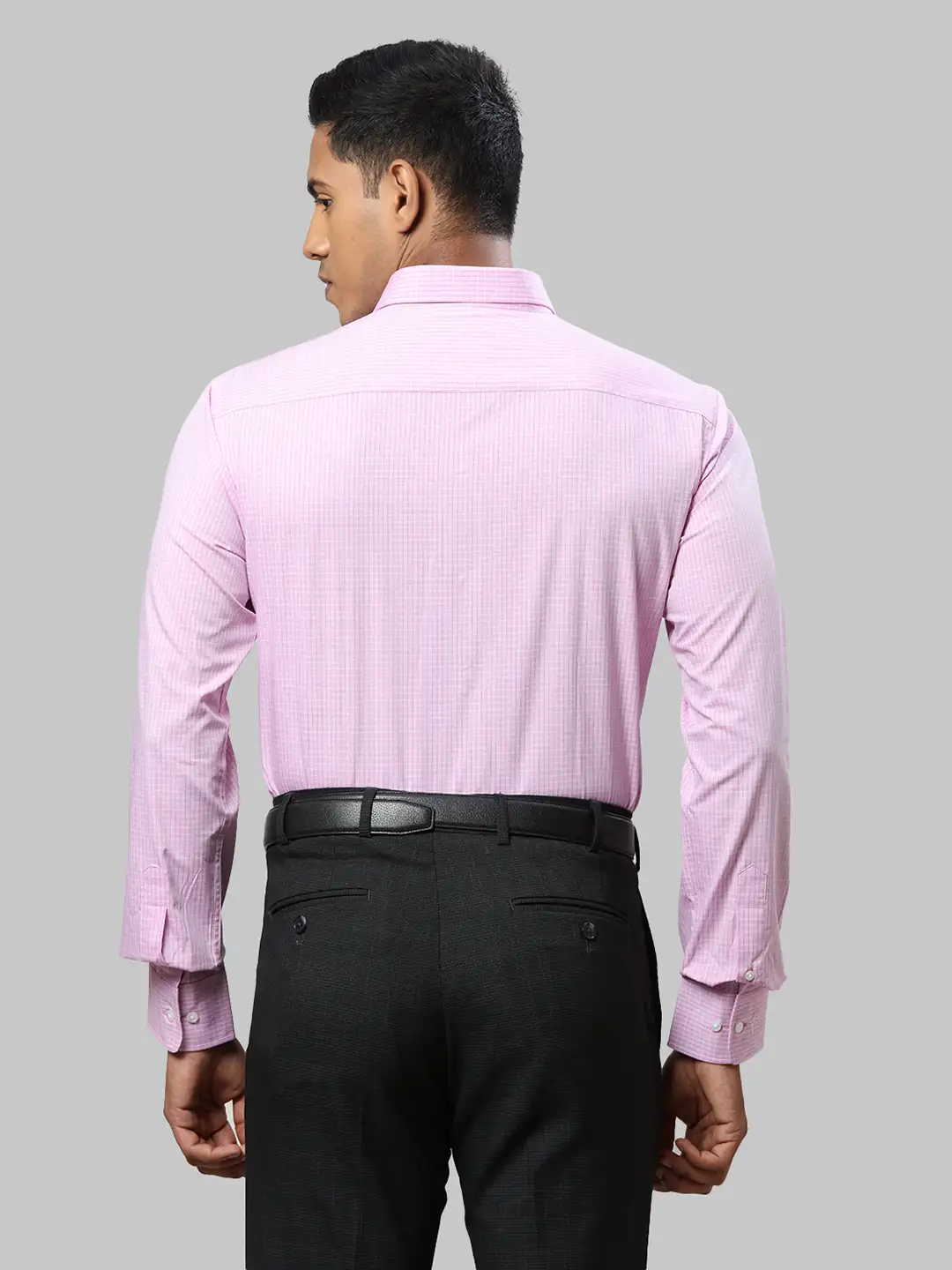 Park Avenue Men Pink Slim Fit Cotton Formal Shirt - Image 5