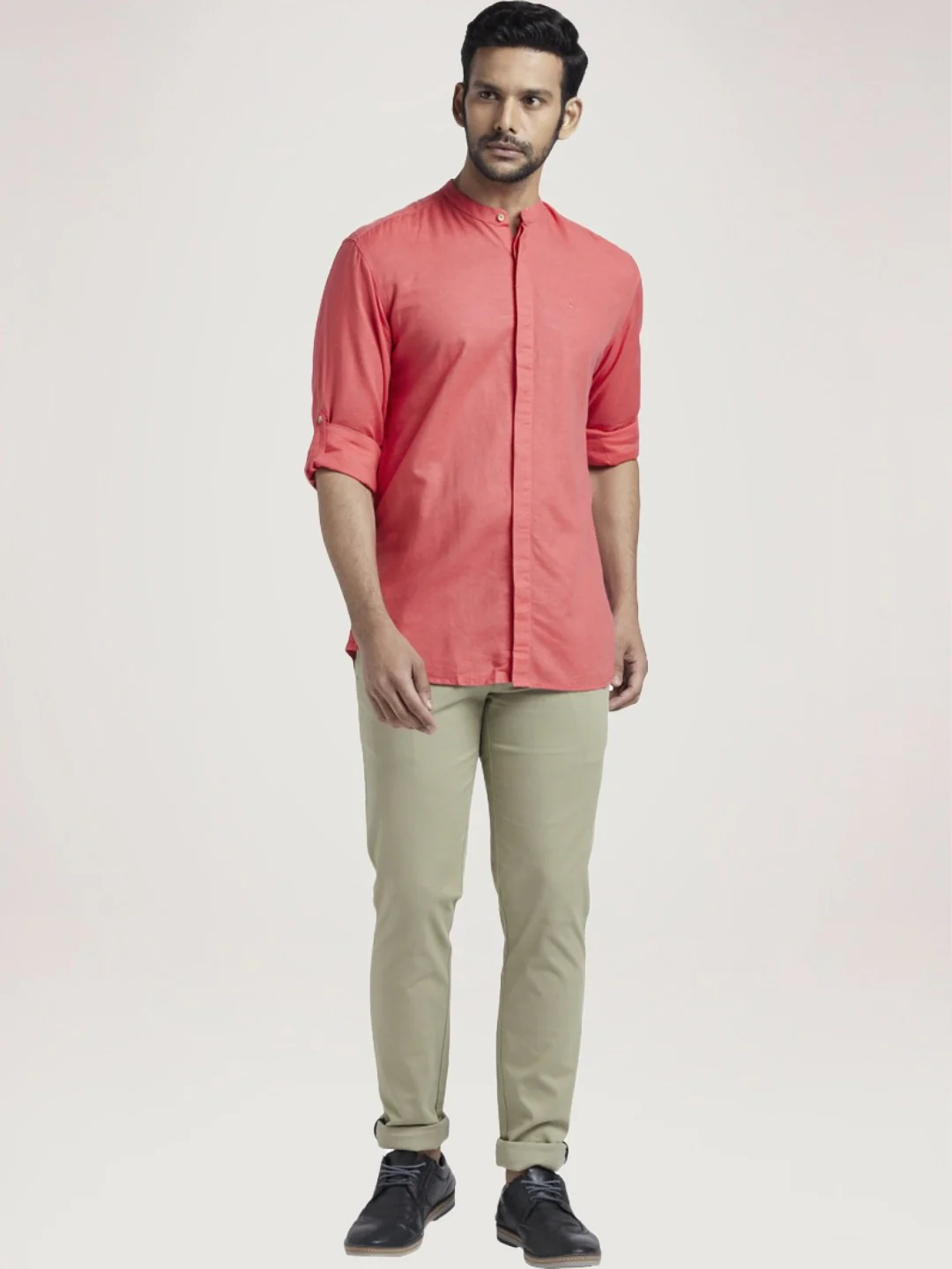 Men Red Slim Fit Solid Cotton Blend Full Sleeve Shirts - Image 2