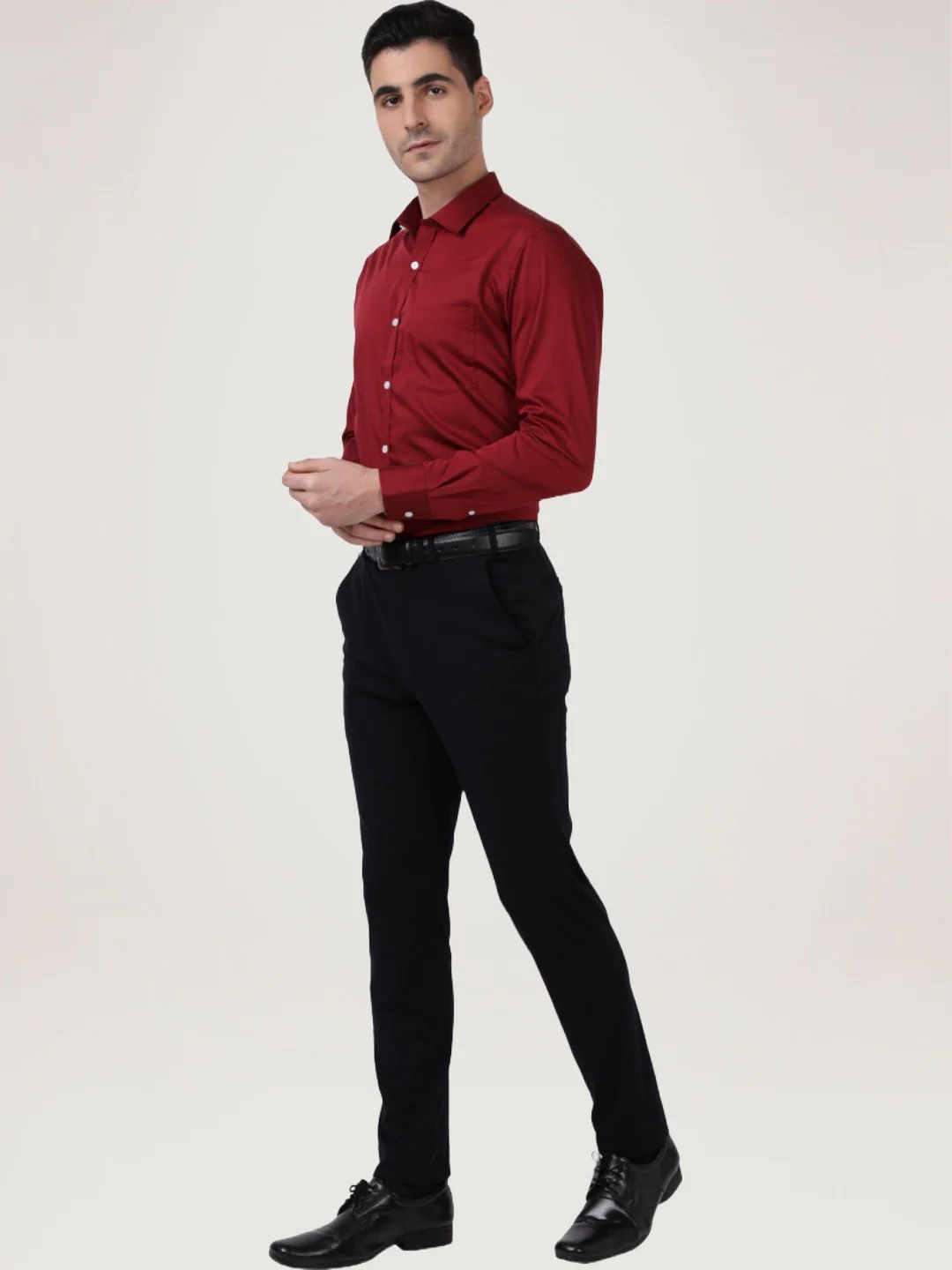 Men Red Slim Fit Solid Cotton Cut Away Collar Shirts - Image 2