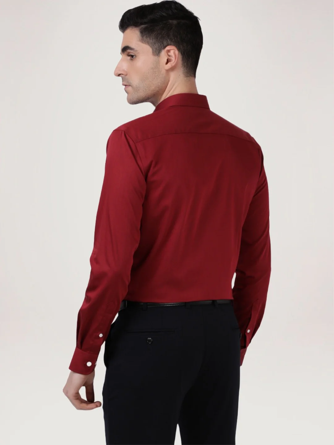 Men Red Slim Fit Solid Cotton Cut Away Collar Shirts - Image 3