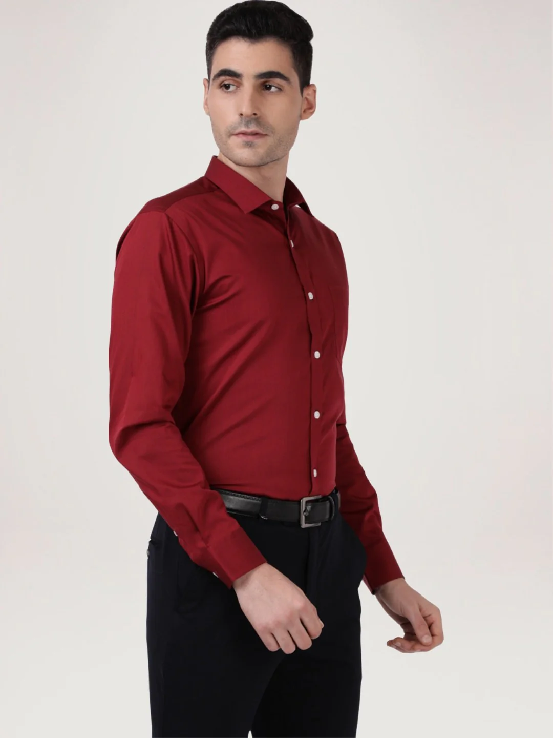 Men Red Slim Fit Solid Cotton Cut Away Collar Shirts - Image 5