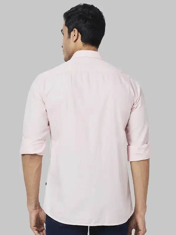 Parx Men Pink Solid Slim Fit Cotton Casual Shirt - Image 4