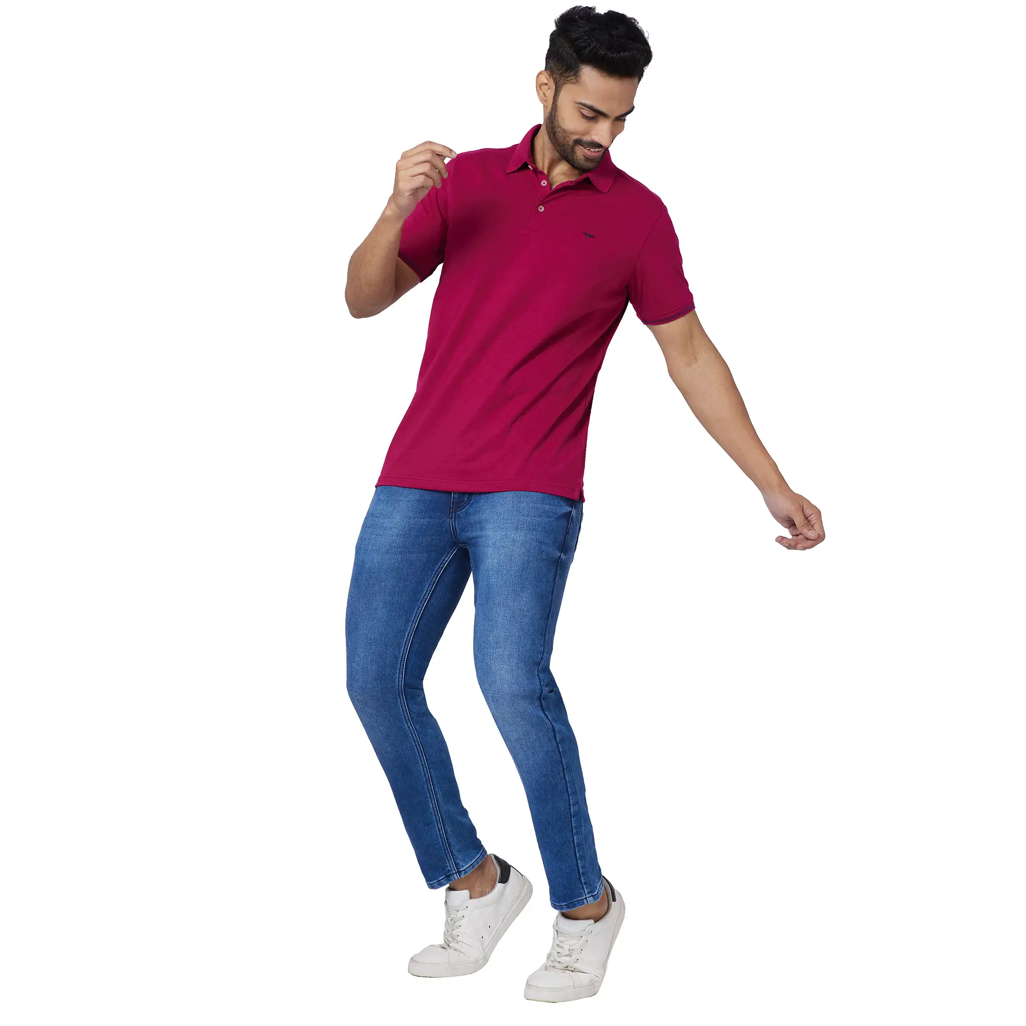 Park Avenue Men Red Solid Slim Fit Cotton Blend T-Shirt - Image 5