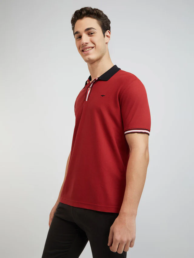 Men Red Slim Fit Solid Cotton Polyester Blend Round Neck Collar Polo T-Shirt - Image 3