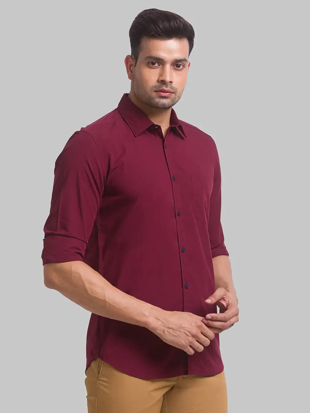Men Red Slim Fit Solid Polyester Blend Full Sleeve Shirts - Image 2