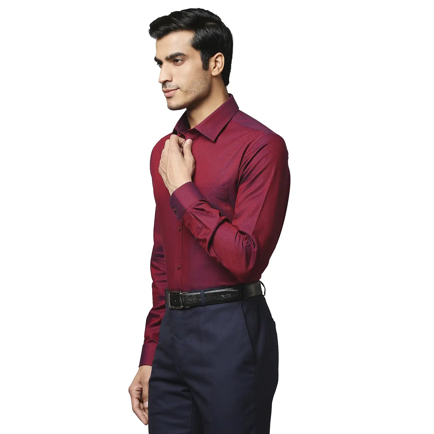 Men Red Slim Fit Structure Cotton Half Sleeve Shirts - Image 3