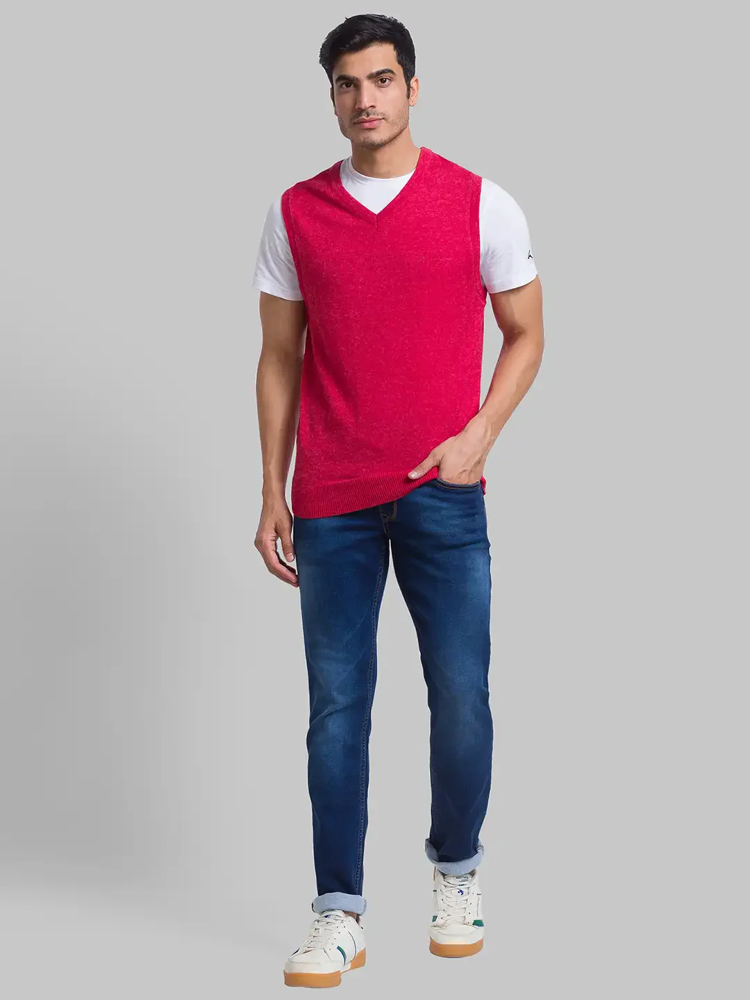 Men Red Solid Wool Blend Sleeveless Sweaters - Image 5