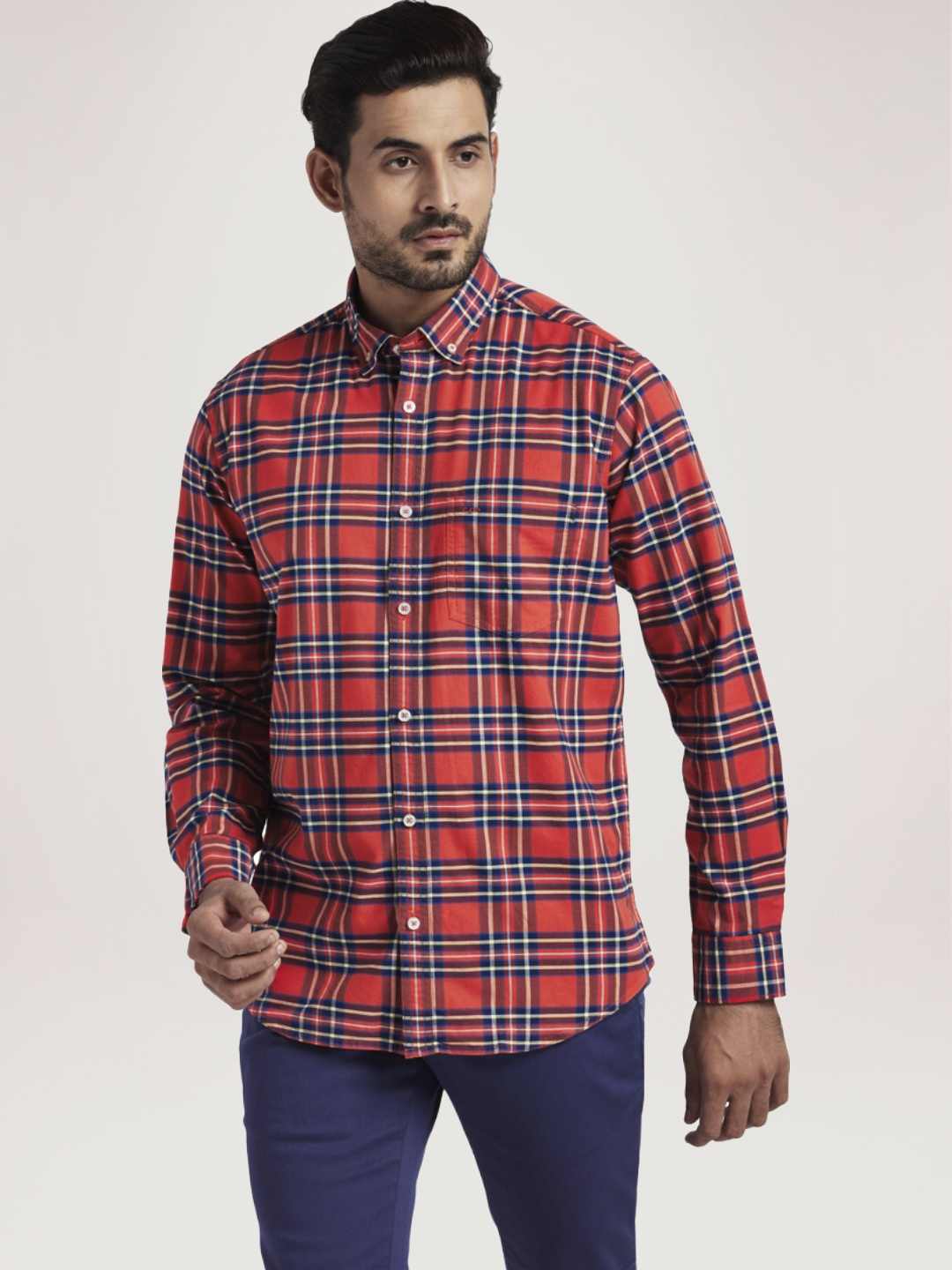 Men Red Tailored Fit Checks Cotton Blend Full Sleeve Shirts - Image 4