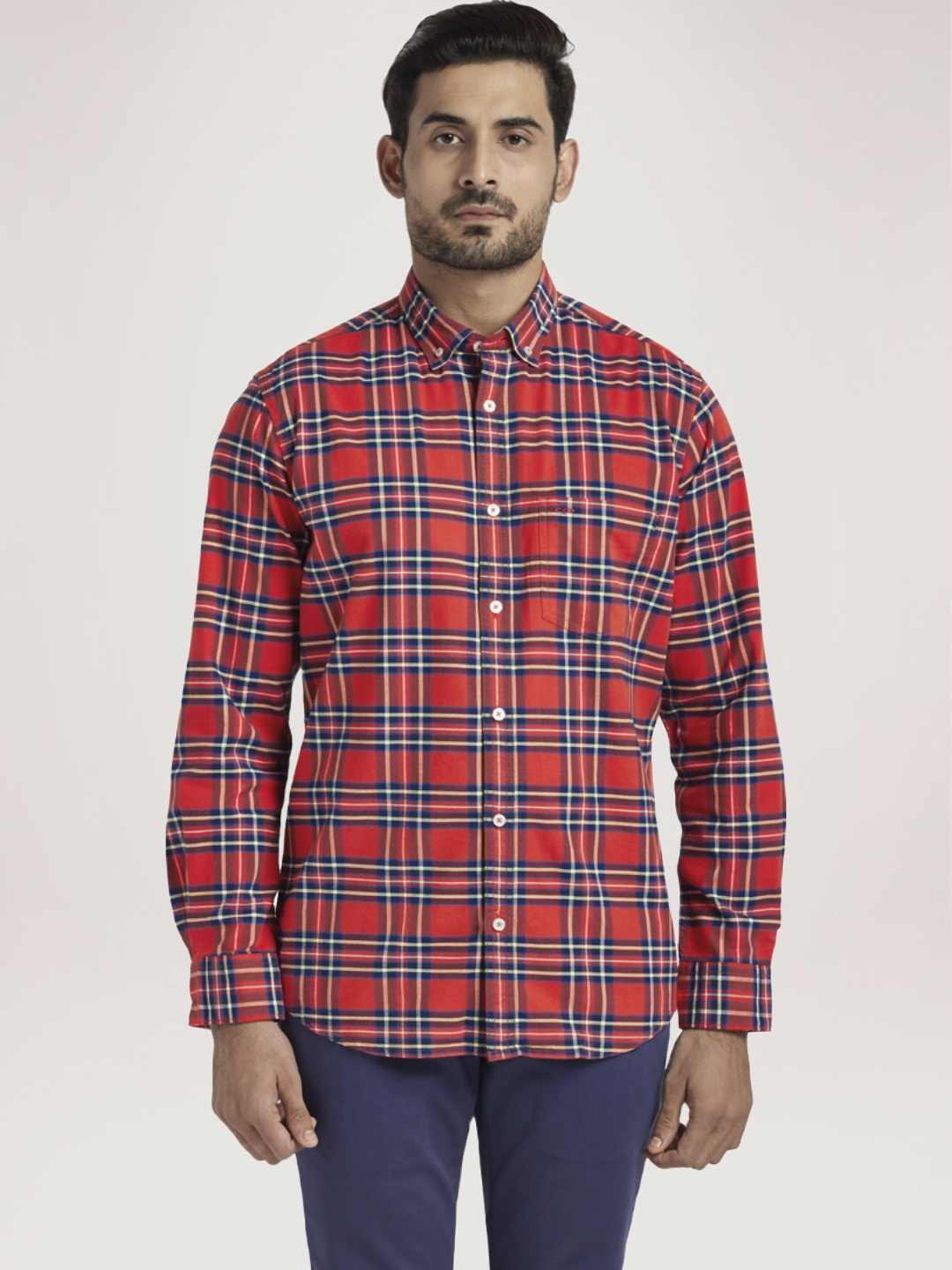Men Red Tailored Fit Checks Cotton Blend Full Sleeve Shirts - Image 5