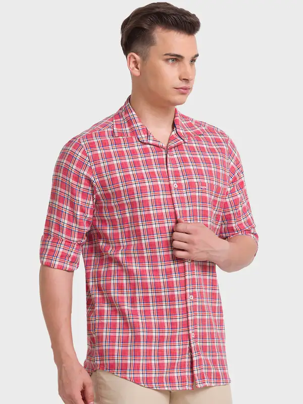 Men Red Tailored Fit Checks Cotton Full Sleeve Shirts - Image 2