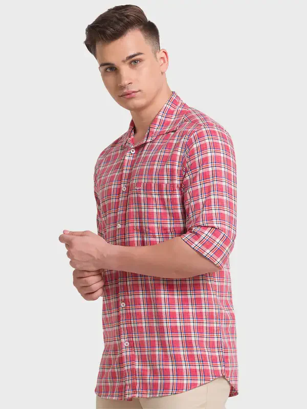 Men Red Tailored Fit Checks Cotton Full Sleeve Shirts - Image 3