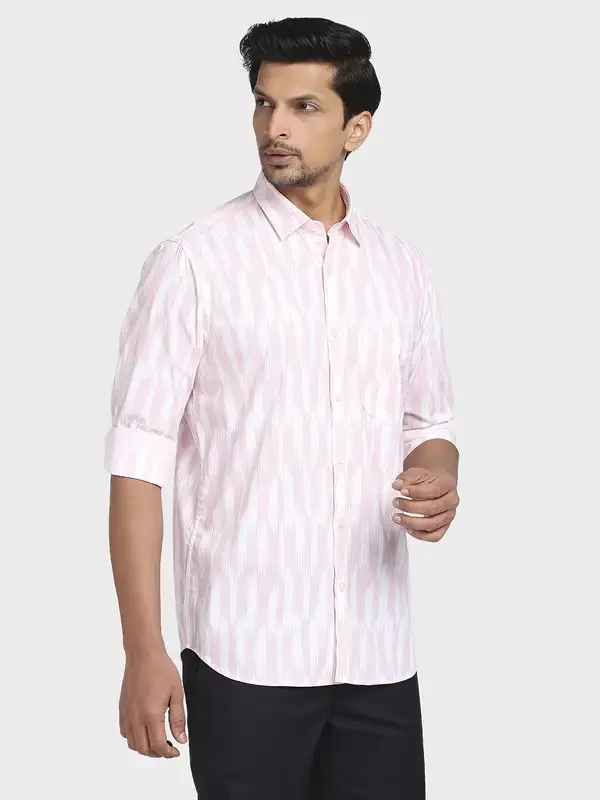 Men Red Tailored Fit Print Cotton Full Sleeve Shirts - Image 2