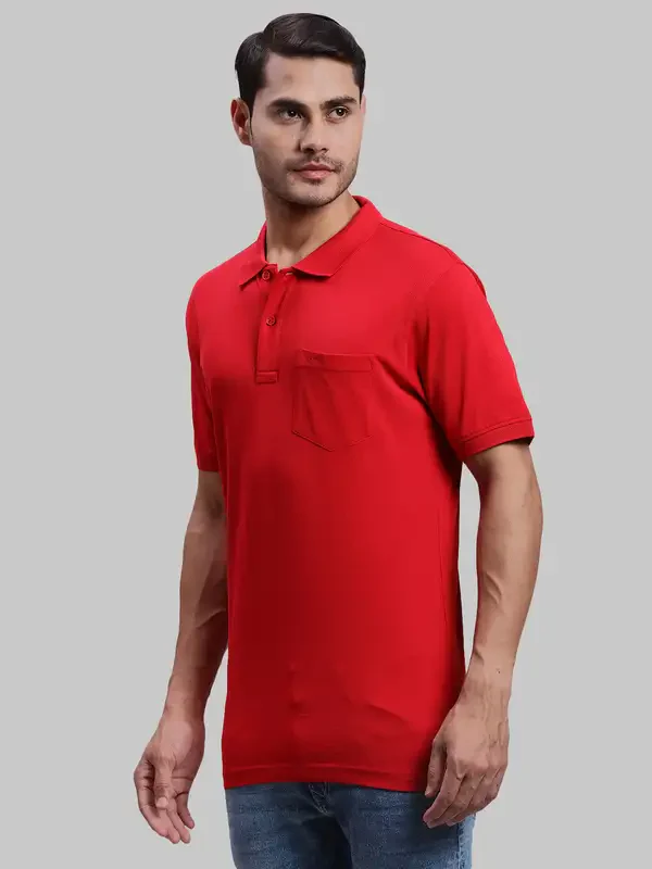 Men Red Tailored Fit Solid Cotton Half Sleeve T-Shirt - Image 3