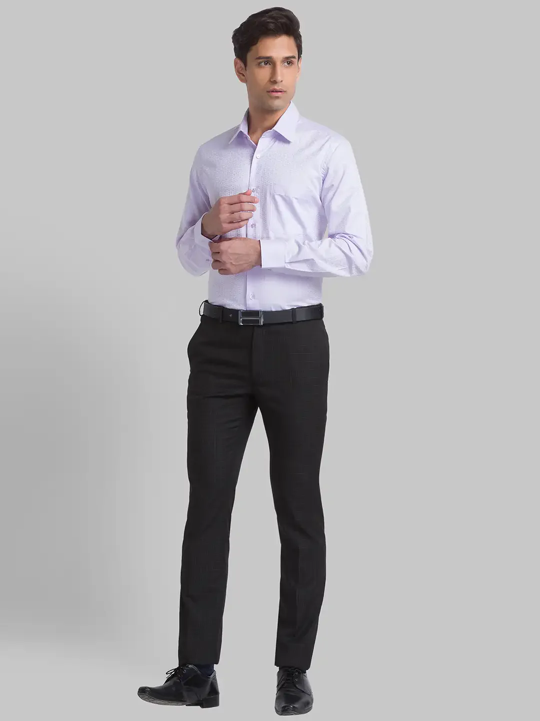 Men Violet Contemporary Fit Jacquard Cotton Cutaway Collar Shirts - Image 7