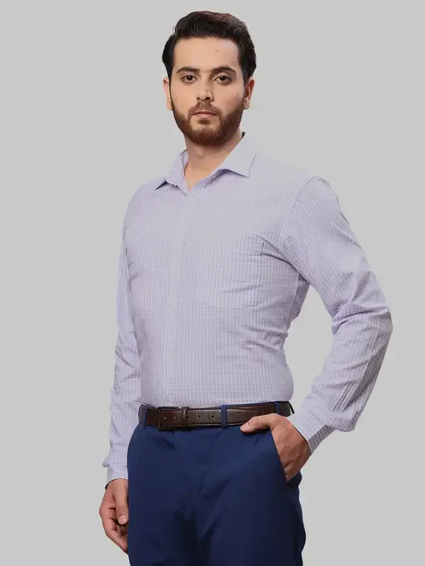 Men Violet Slim Fit Checks Cotton Shirts - Image 3