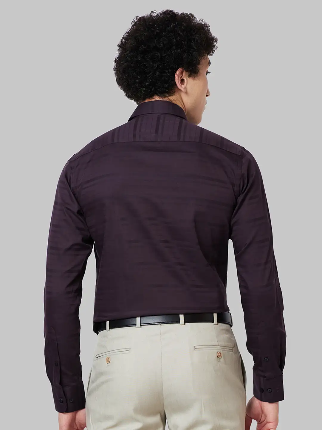 Men Violet Slim Fit Stripe Cotton Shirts - Image 4
