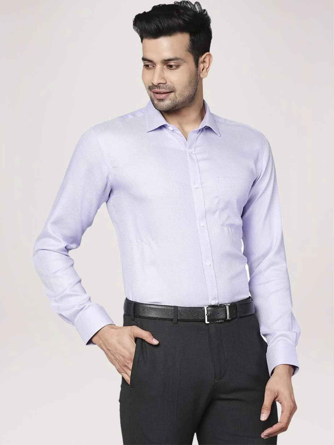 Men Violet Slim Fit Structure Cotton Cut Away Collar Shirts - Image 5
