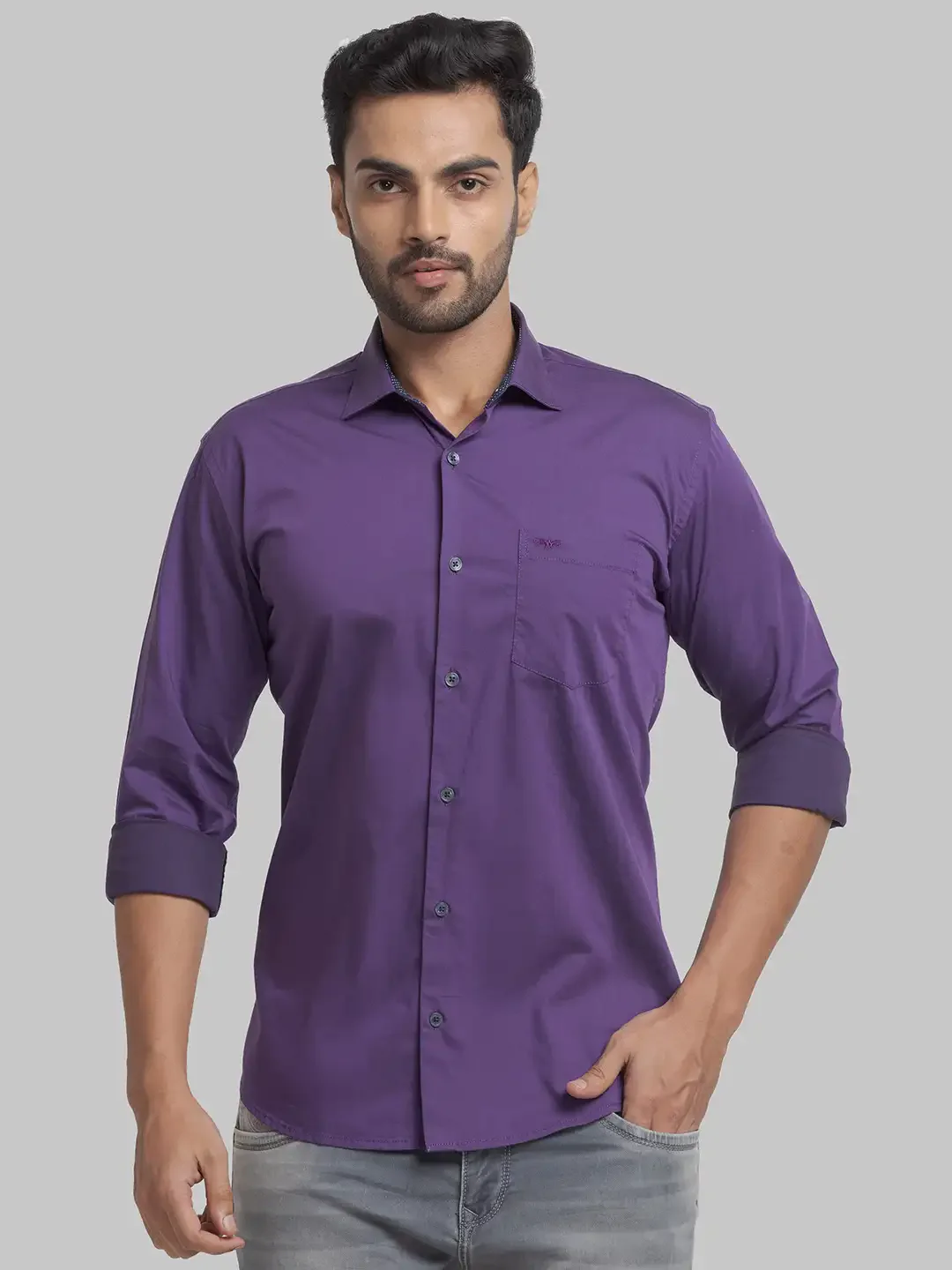 Men Violet Slim Fit Two Tone Cotton Blend Cut Away Collar Shirts