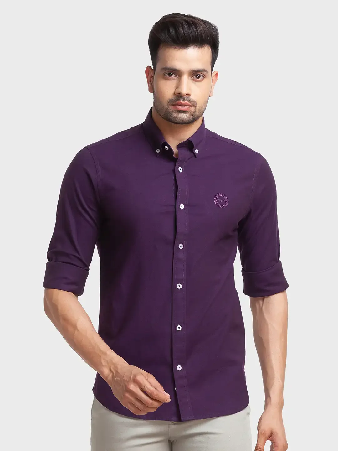 Men Violet Tailored Fit Solid Cotton Blend Full Sleeve Shirts