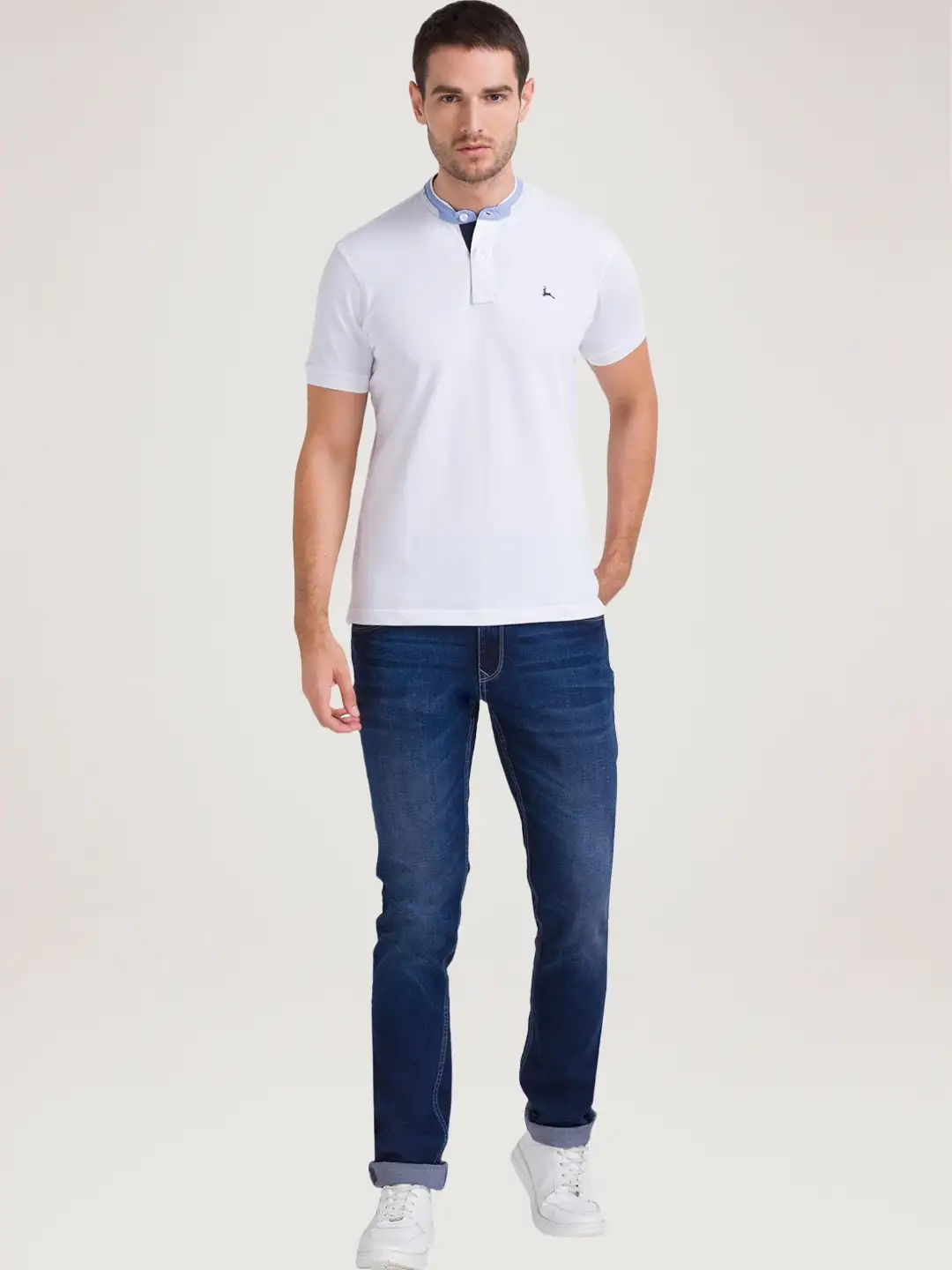 Men White Regular Fit Solid Cotton Blend T-Shirt - Image 3