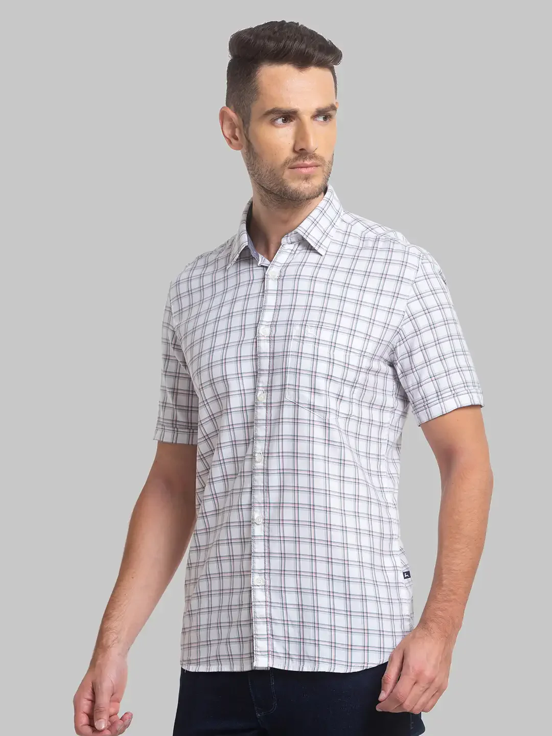 Men White Slim Fit Checks Cotton Blend Half Sleeve Shirts - Image 3
