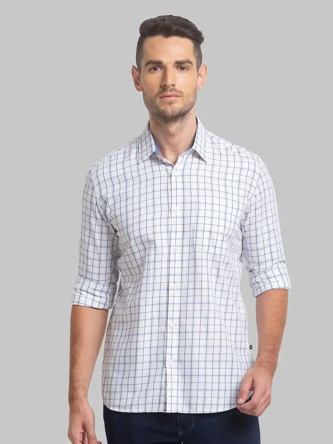 Men White Slim Fit Checks Cotton Full Sleeve Shirts