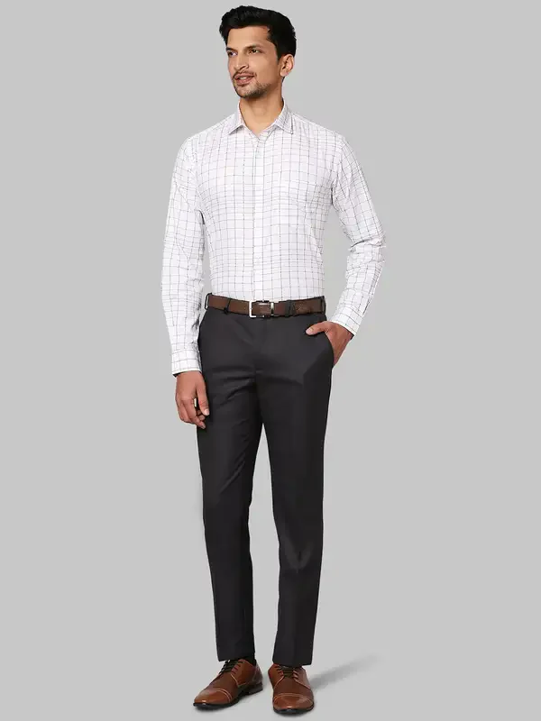 Men White Slim Fit Checks Cotton Shirts - Image 5