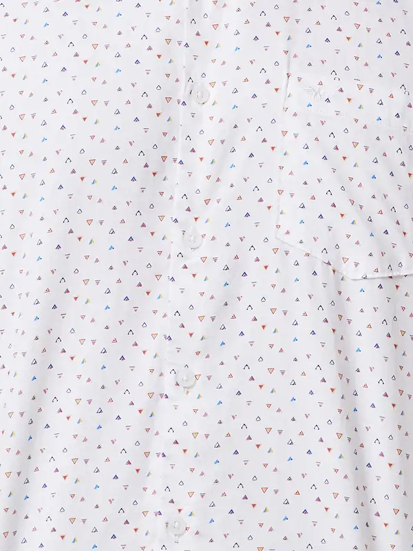 Men White Slim Fit Print Cotton Cut Away Collar Shirts - Image 8