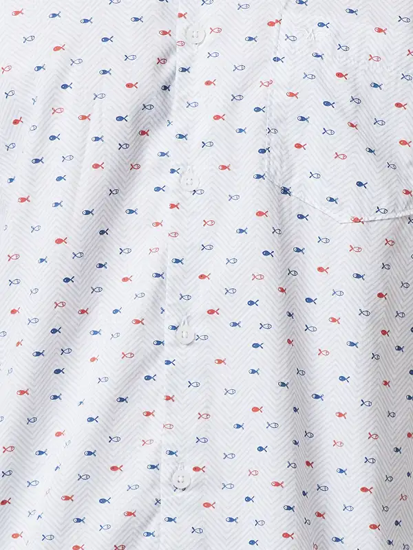 Men White Slim Fit Print Cotton Cut Away Collar Shirts - Image 7