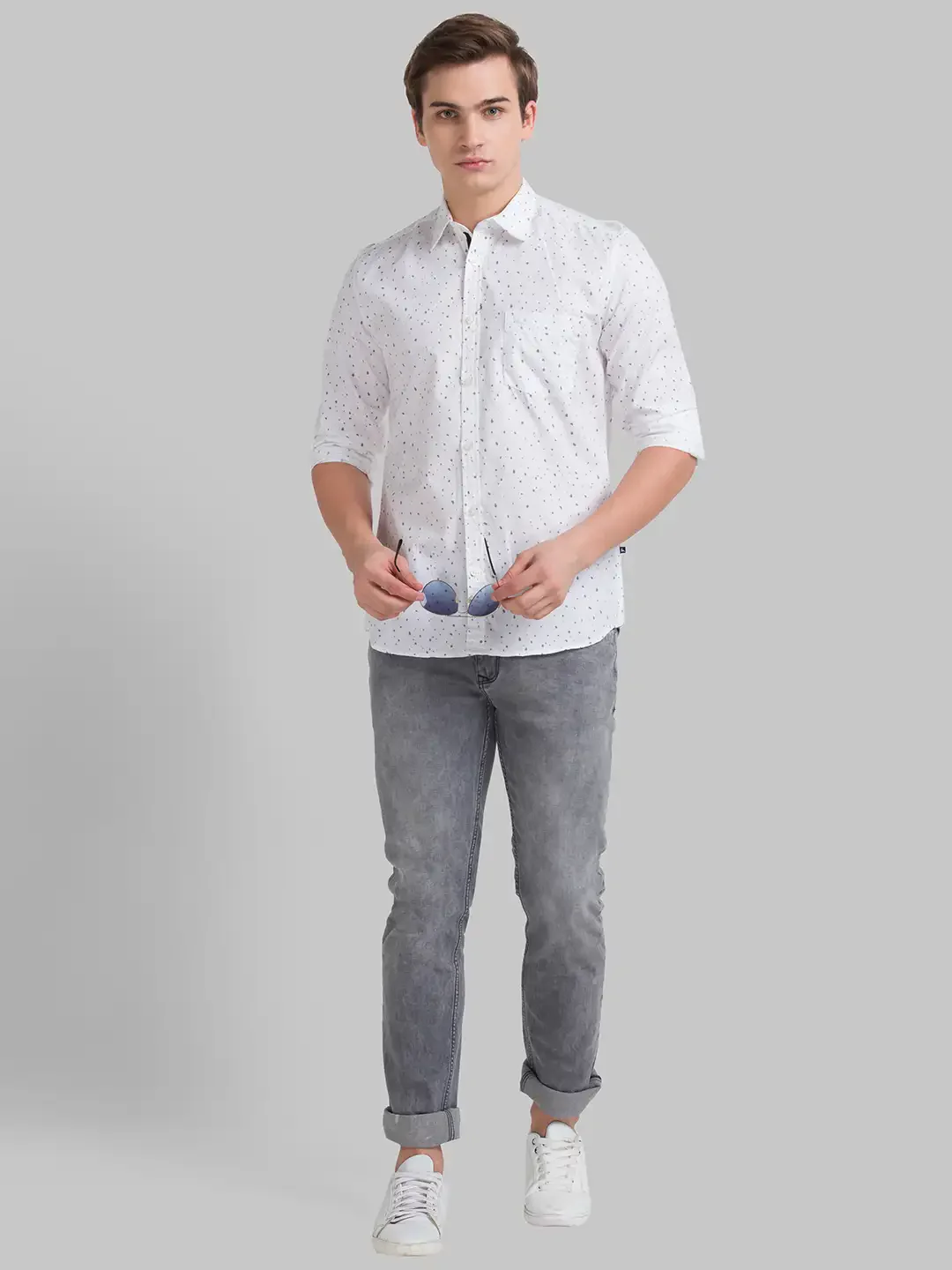 Men White Slim Fit Print Cotton Full Sleeve Shirts - Image 4