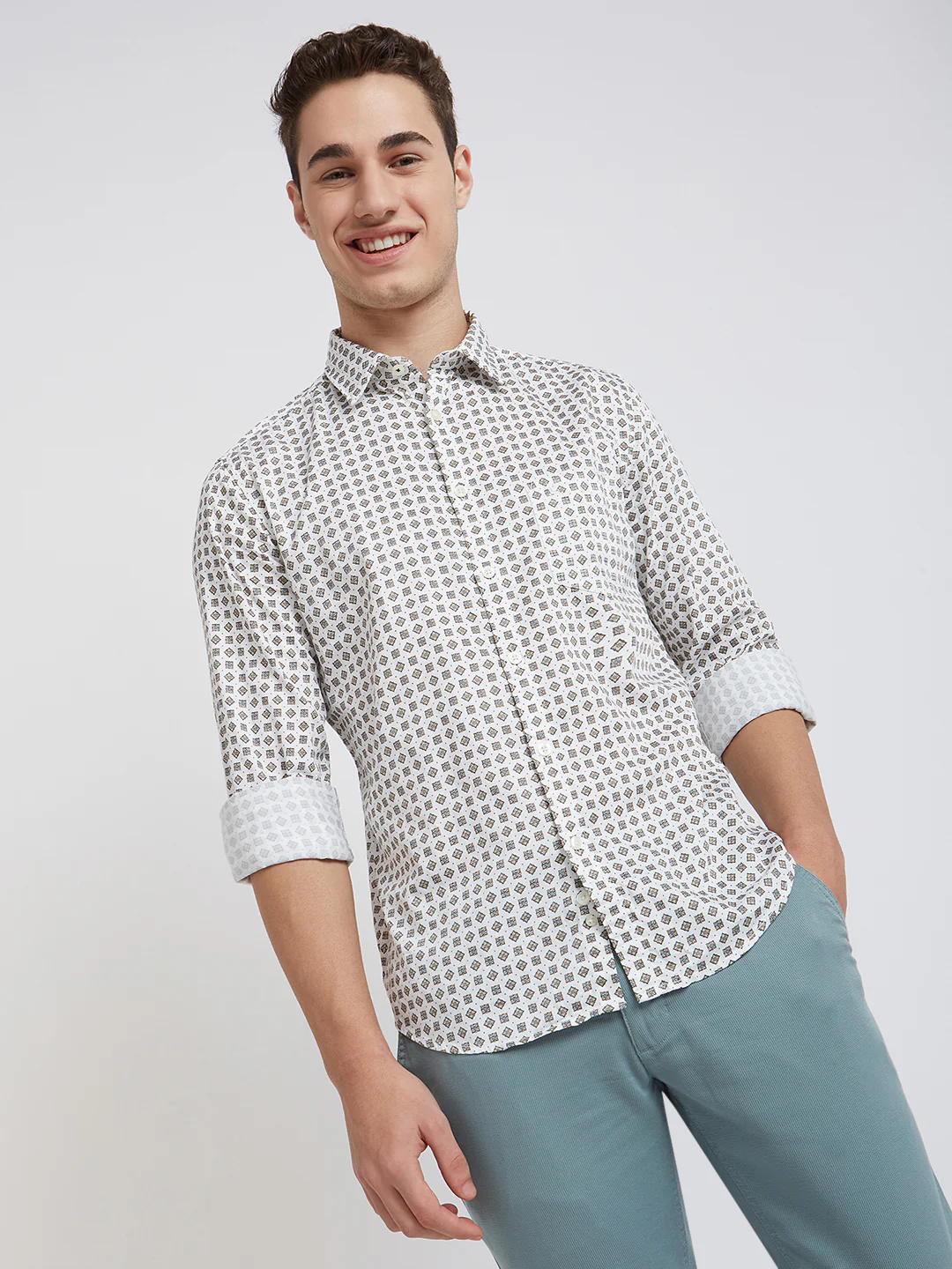 Men White Slim Fit Print Cotton Full Sleeve Shirts