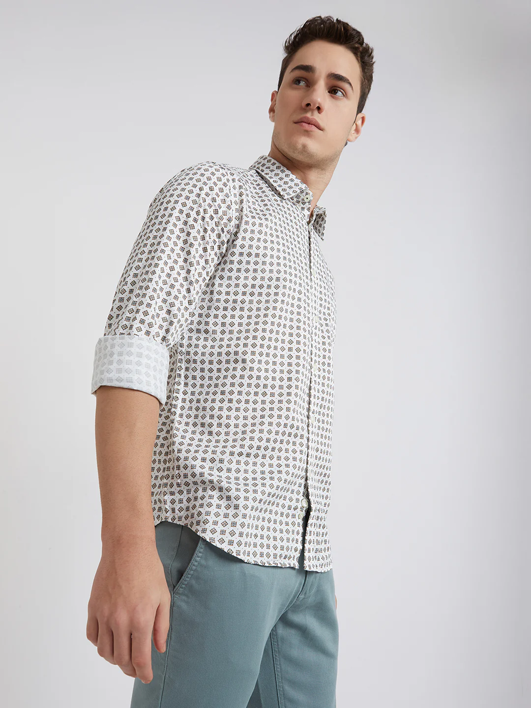 Men White Slim Fit Print Cotton Full Sleeve Shirts - Image 2