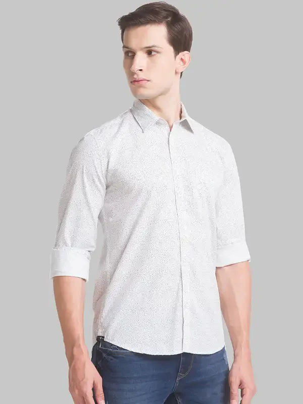 Men White Slim Fit Print Cotton Full Sleeve Shirts - Image 2