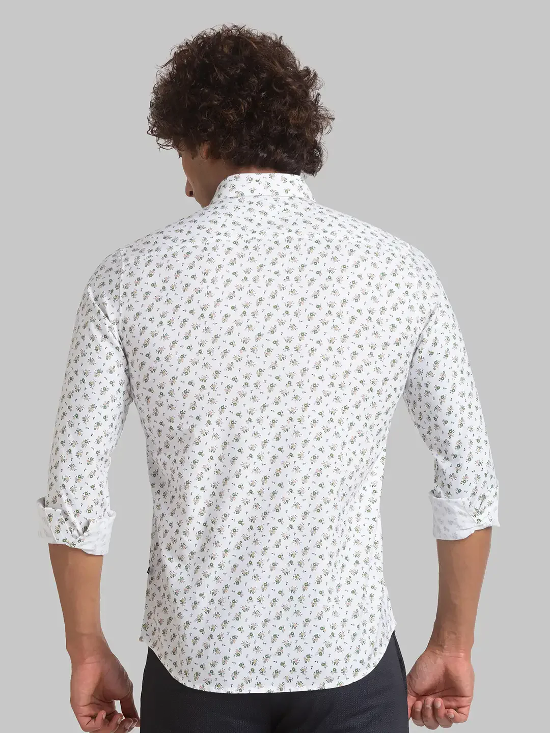 Men White Slim Fit Print Cotton Full Sleeve Shirts - Image 4
