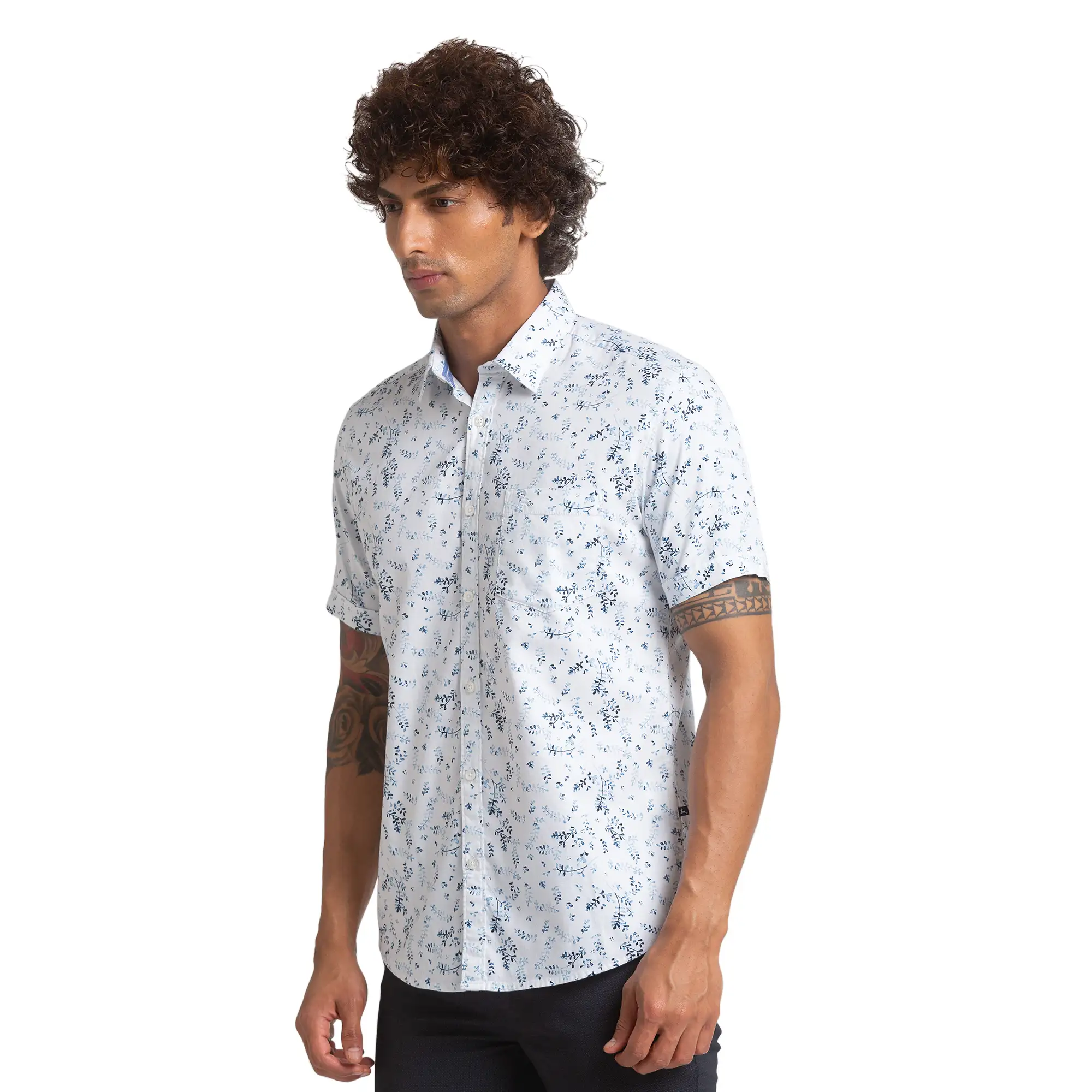 Men White Slim Fit Print Cotton Half Sleeve Shirts - Image 3