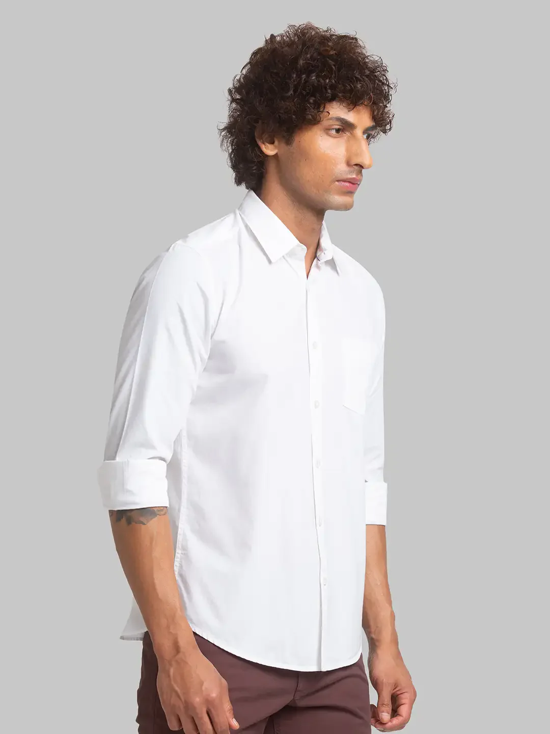 Men White Slim Fit Solid Cotton Full Sleeve Shirts - Image 2