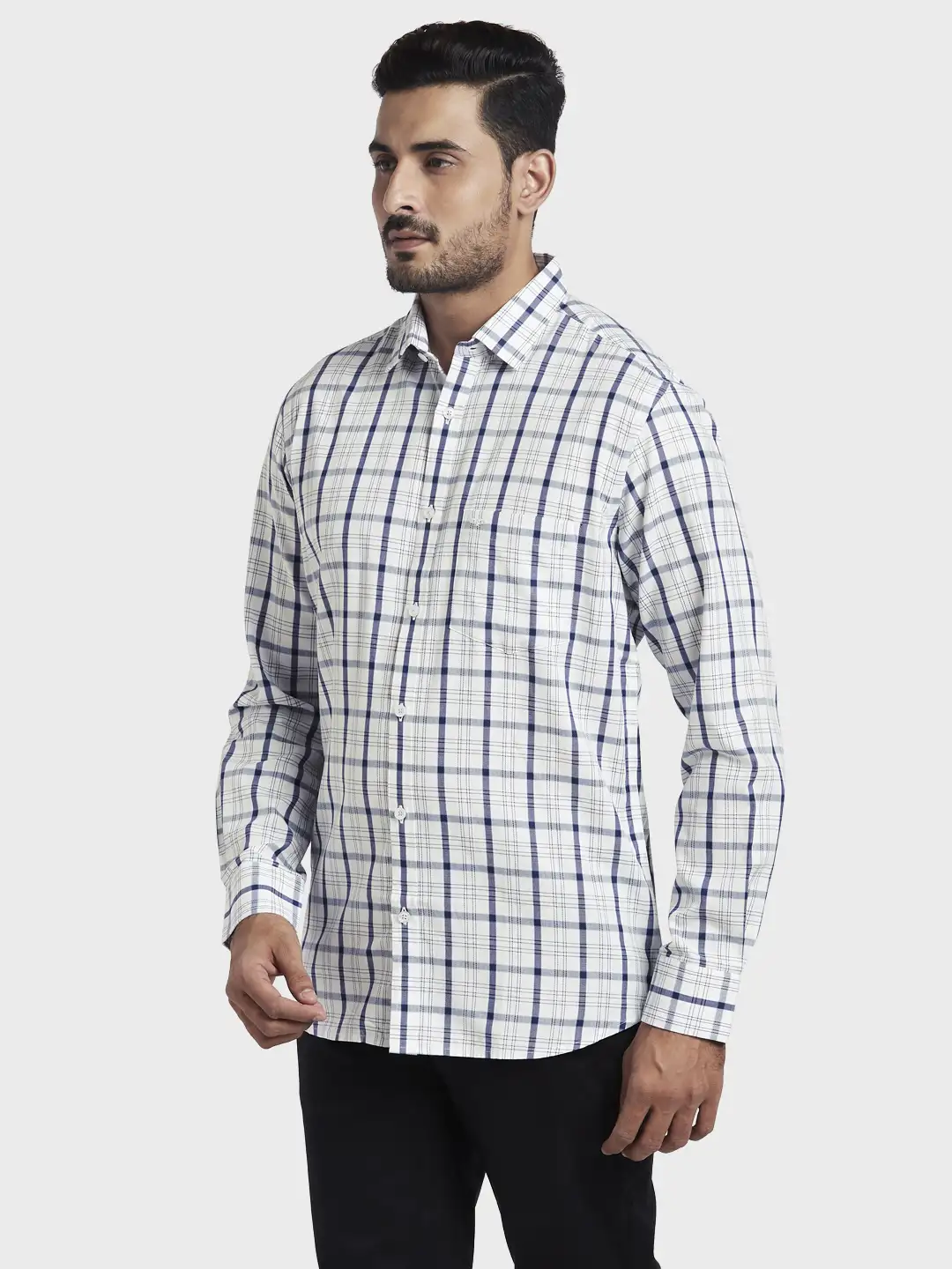 Men White Tailored Fit Checks Cotton Full Sleeve Shirts - Image 3