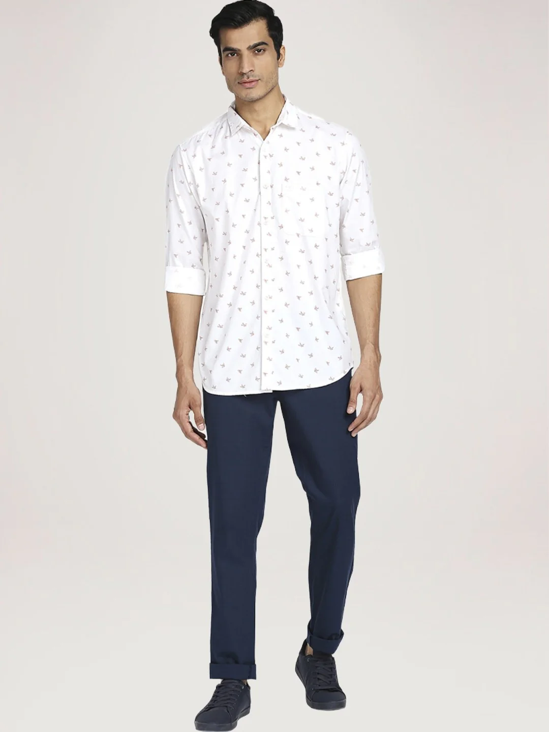 Men White Tailored Fit Print Cotton Full Sleeve Shirts - Image 2