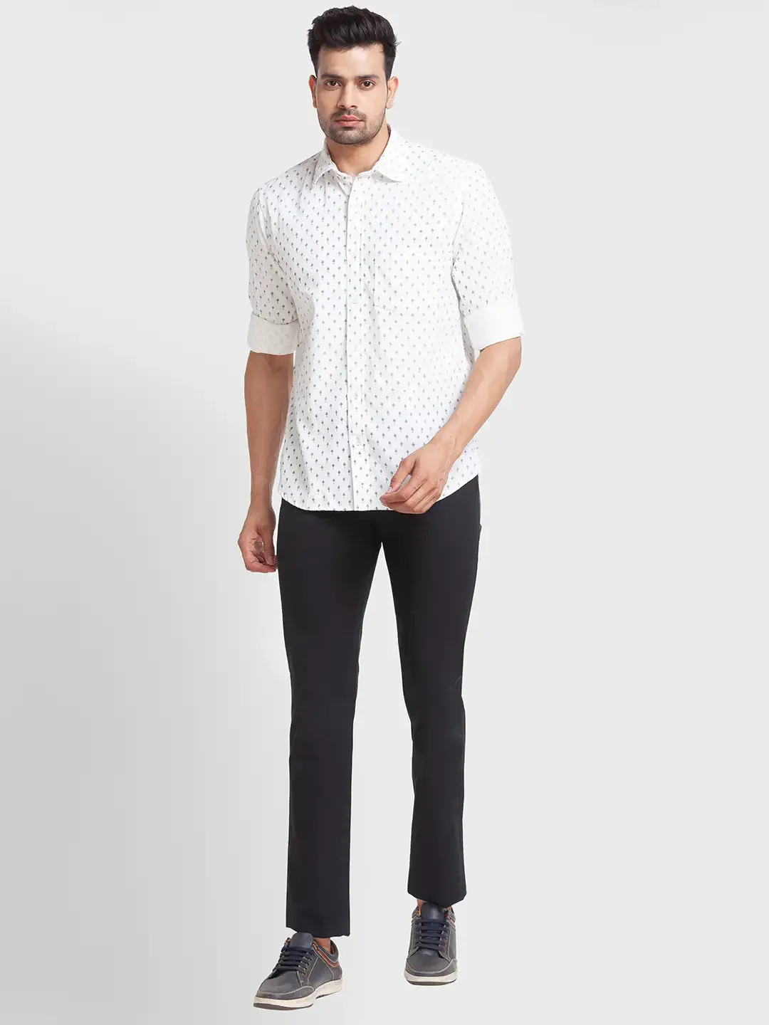 Men White Tailored Fit Print Cotton Full Sleeve Shirts - Image 5