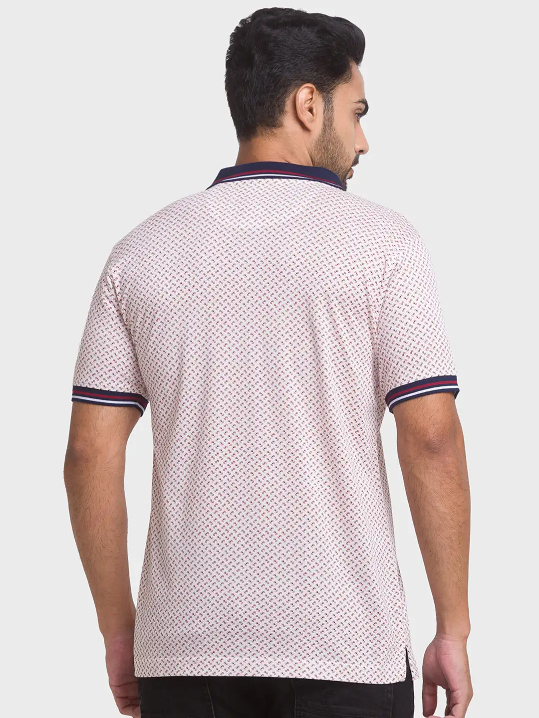 Men White Tailored Fit Print Cotton Half Sleeve T-Shirt - Image 4