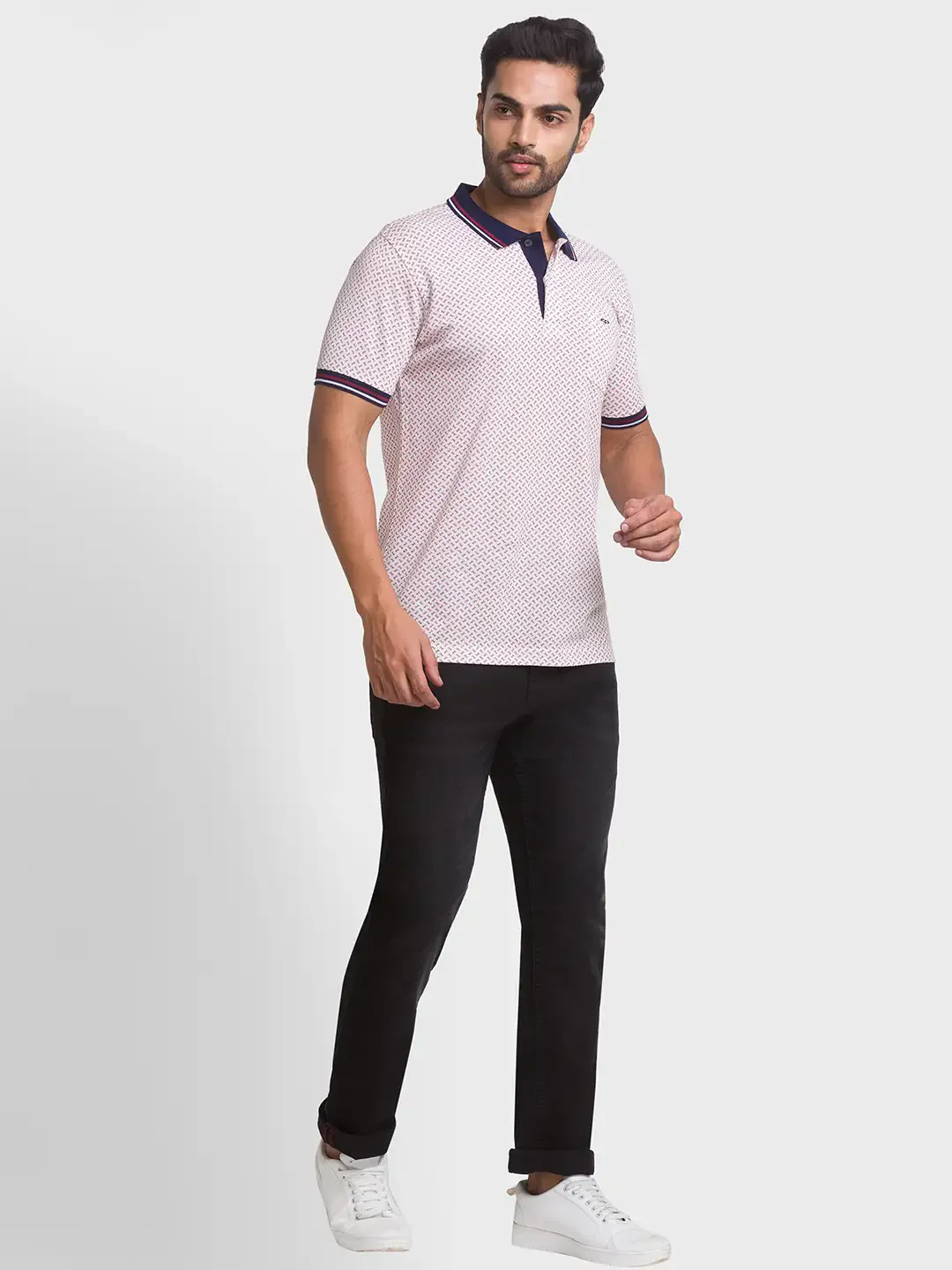 Men White Tailored Fit Print Cotton Half Sleeve T-Shirt - Image 5