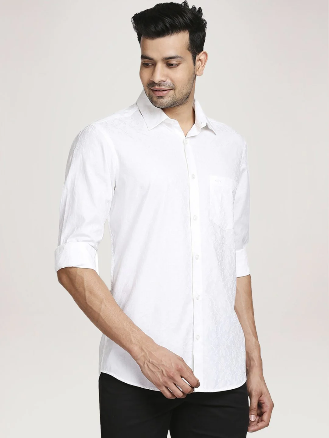 Men White Tailored Fit Solid Cotton Full Sleeve Shirts - Image 5