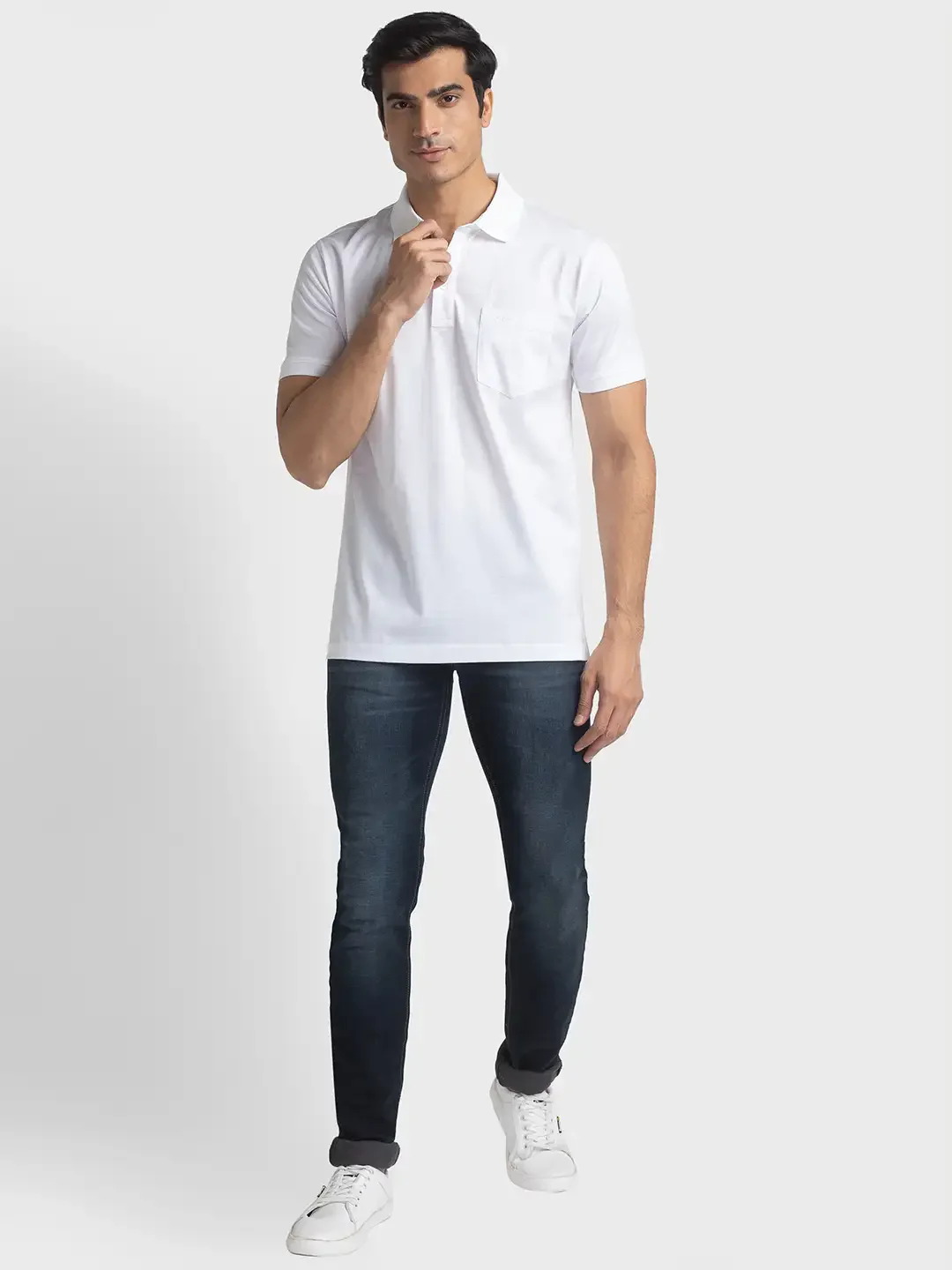 Men White Tailored Fit Solid Cotton Half Sleeve T-Shirt - Image 5