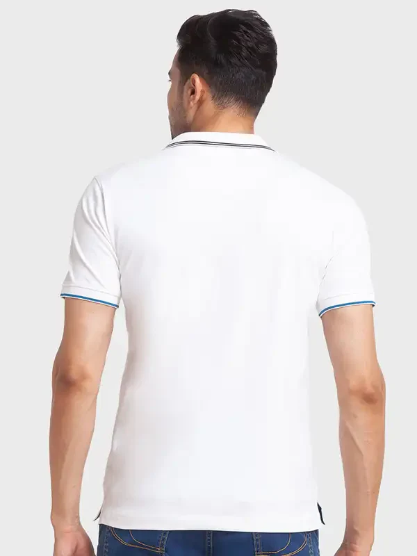 Men White Tailored Fit Solid Cotton Half Sleeve T-Shirt - Image 4