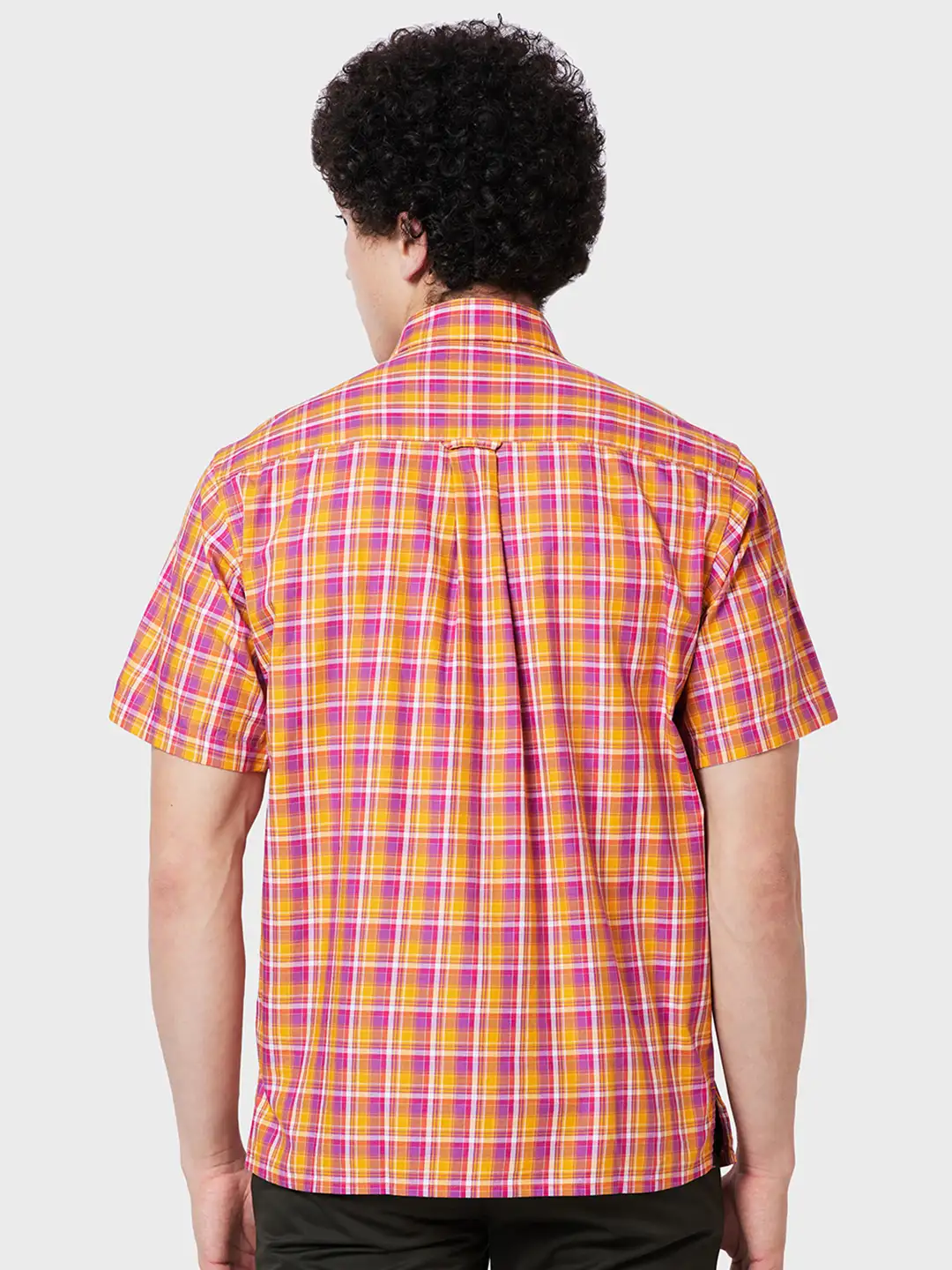 Men Yellow Classic Fit Checks Cotton Half Sleeve Shirts - Image 4
