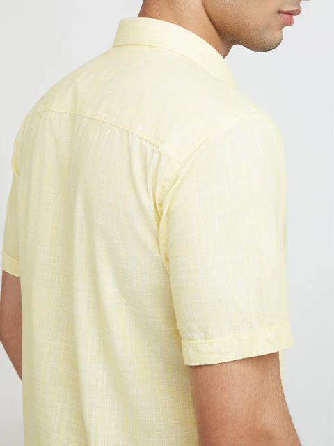 Park Avenue Men Yellow Slim Fit Chambray Casual Shirt - Image 7